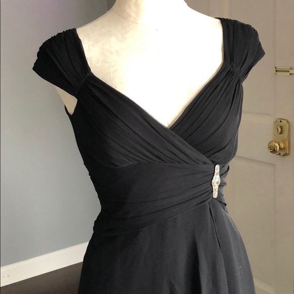Maggie London Hour Glass Black Dress - Picture 2 of 8
